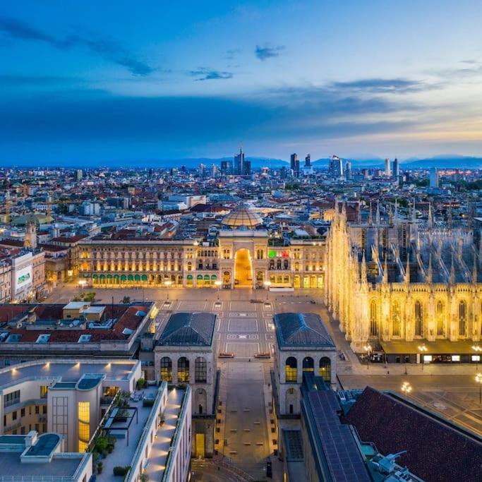 Ferienwohnung Duomo 10 Min Luxury • Terrazzo • Wi-Fi • Netflix Mailand Exterior foto